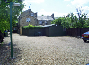 fairwaysguesthousecarpark1